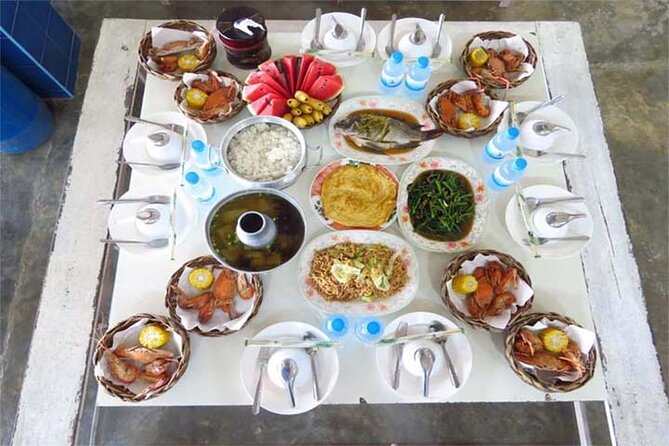 Pattaya: Coral Island-Trip with Lunch and activities your choice by Speed Boat - Lunch on the Island: Thai Set Meal Value (and What to Expect)