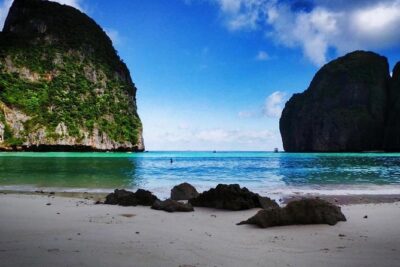 Phi Phi Early Bird Premium Tour by Speed Boat with Lunch - Ko Phi Phi Don for 5 hours: what to do with the longest stop
