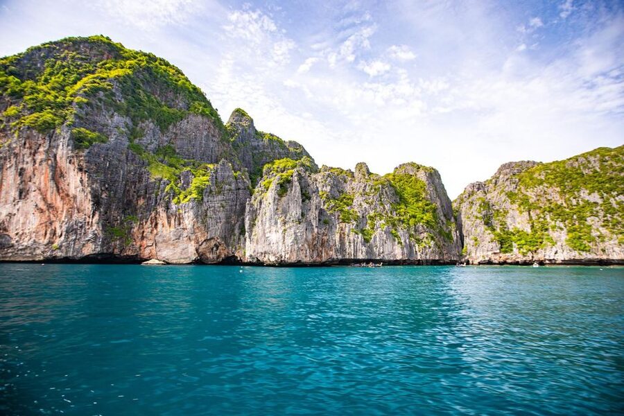 Phi Phi: Full-Day Phi Phi Islands & Sunset Tour by Speedboat - Nui Bay: Another Key Snorkel-and-Swim Window