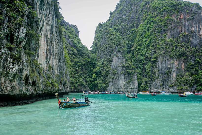 Phi Phi : Half Day By Speed Boat 4 hours Phi Phi Lay - Snorkeling comfort: gear is included, but your habits matter most