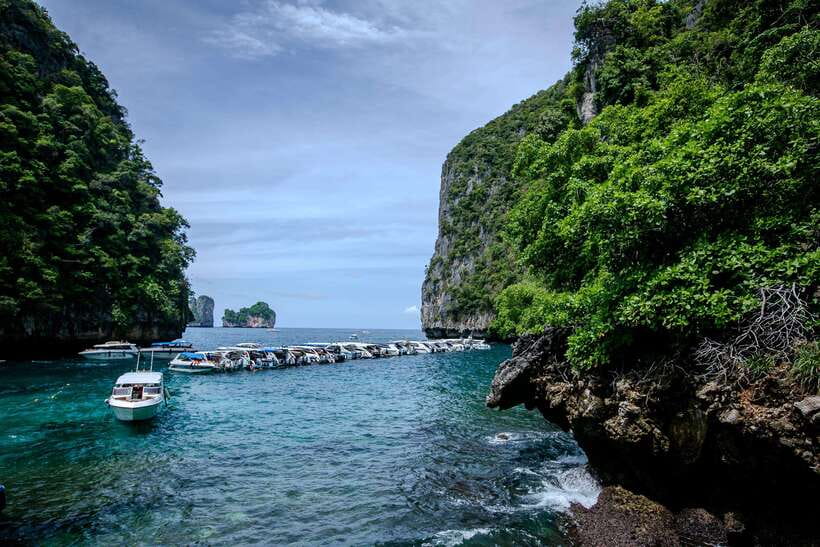 Phi Phi Island: Maya bay Sunset & Plankton by Speedboat - Timing Matters: 5 hours from Tonsai Bay to plankton at sunset