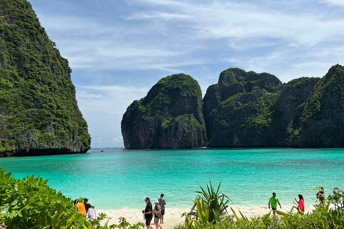 Phi Phi Islands Adventure Day Tour by Speedboat from Krabi - Phi Phi Don Lunch and Free Time: Where the Day Gets a Breather