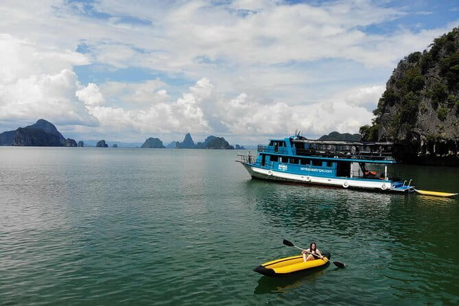 Phi Phi Islands Exclusive Tour by Speedboat from Koh Yao Yai - Wildlife moments at Wang Long Bay and Monkey Beach