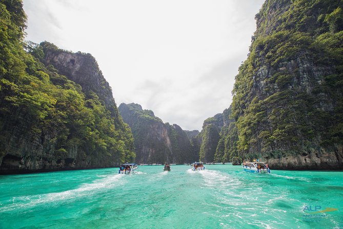 Phi Phi Islands Premium Day Trip Speedboat with Seaview Lunch by ALP Tour - Lunch on Phi Phi: Simple, Included, and Timed Well