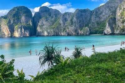 Phi Phi & Khai Islands Snorkeling Trip w/ Lunch and Fins by Speedboat - Viking Cave and the Loh Samah Bay snorkel: cave walls and bird-nest scenery