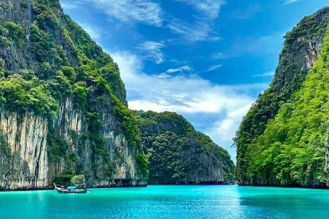 Phi Phi, Maya, and Bamboo Island Speedboat Tour from Krabi - Pileh Bay and Viking Cave: lagoon views and quick photo time