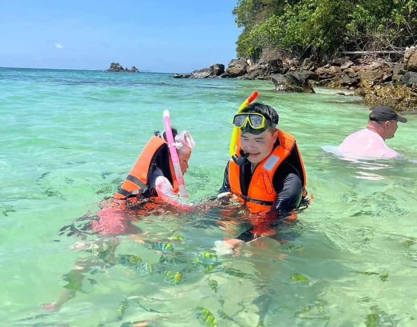 Phuket: 3 Khai Islands Speedboat Tour- Snorkeling & Relaxing - The start-to-finish flow: van, pier, speedboat