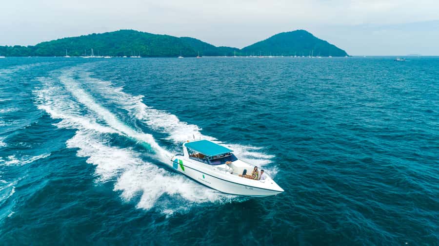 Phuket: Banana Beach Speedboat Island Experience with Lunch - Getting to Banana Beach: the pier walk and how to plan for your body