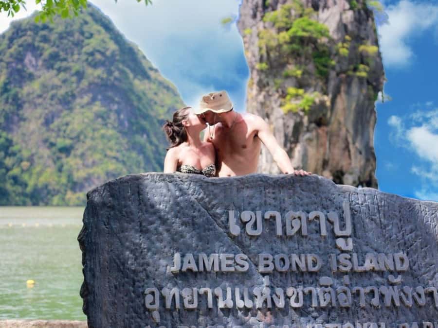 Phuket: James Bond Island Speedboat Tour with Canoeing - Panyee Island floating village: buffet lunch plus a real change of pace