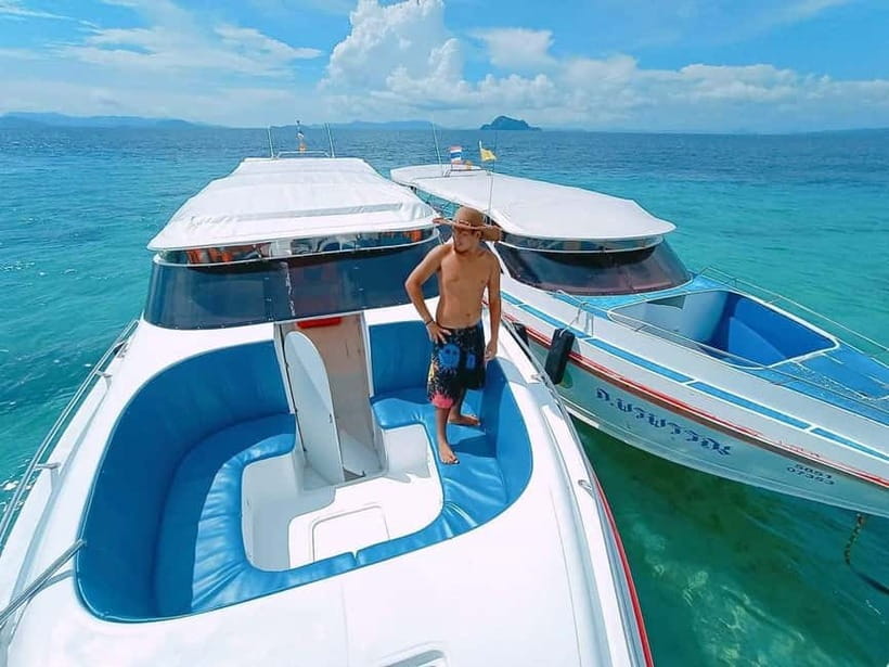 Phuket: KHAI ISLANDS TOUR with LUXURY SPEEDBOAT - Speedboat Time: Safety Gear, Full Insurance, and Motion Reality