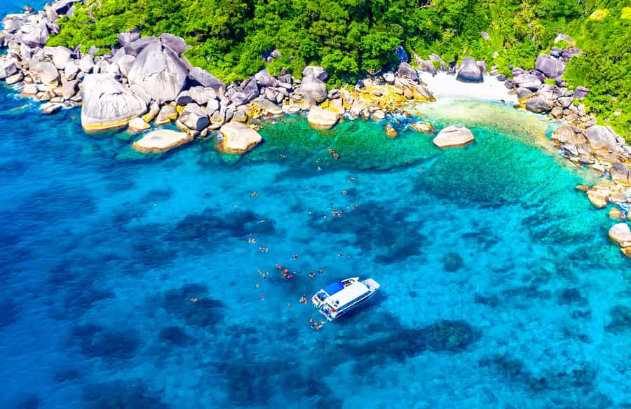 Phuket/Khao Lak: Similan Islands Speedboat Tour with Lunch - Similan Islands core stops: photo views plus real snorkeling