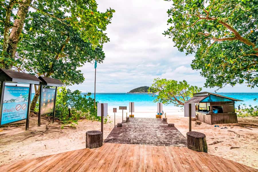 Phuket/Khao Lak: Similan Islands Speedboat Tour with Lunch - Value check: is the $112 price fair?