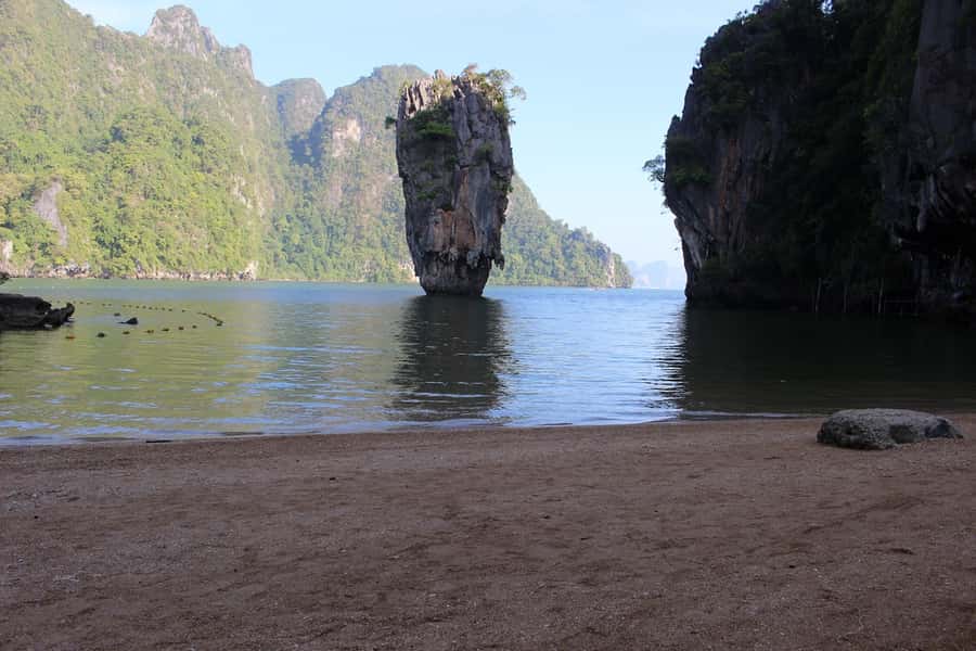 Phuket: Phi Phi & James Bond Island Combo Day Tour w/Lunch - Price and value: what you pay vs. what you must budget extra