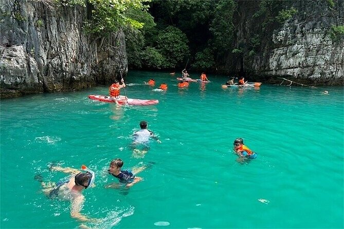 PHUKET: Phi Phi-Maya-Yao Yai-Khai Island by Speed Boat with Lunch - Getting picked up and briefing at the marina (don’t show up late)
