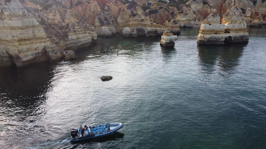 Portimão: Benagil Cave, Marinha Beach Speedboat Tour - Key highlights at a glance