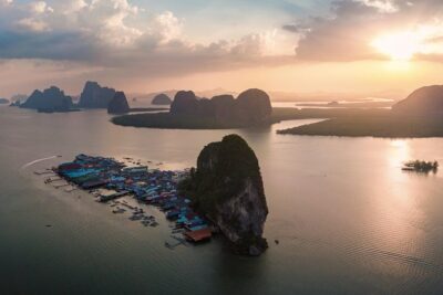PREMIUM James Bond & Phang Nga bay & 2 Canoes - Hong Island (Koh Hong’s Lagoon) by canoe: photos with a calmer pace