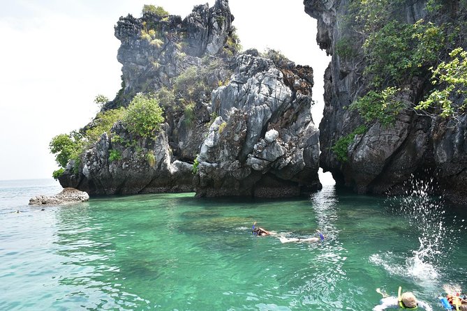 Private 4 Island Speed Boat Tour from Krabi - Stop 1: Tup Island Sandbar Time (50 Minutes)