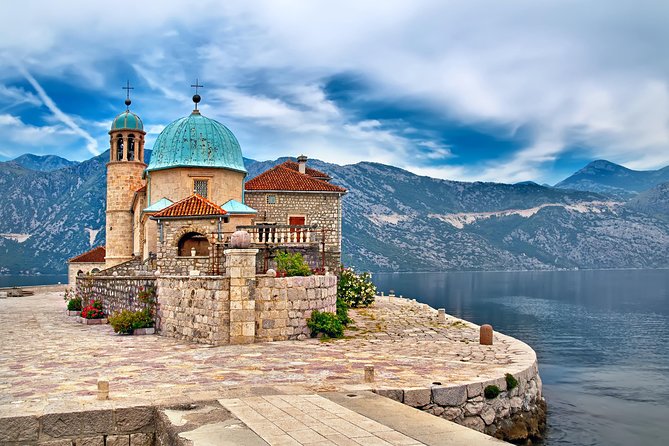 Private Boat for Large Groups: Blue Cave & Lady of the Rocks - Perast and Mamula Island: what you get from the pass-by