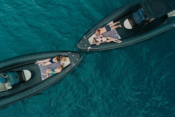 Private Cruise with Speedboat: Kleftiko- Sarakiniko- Sykia cave - Pollonia: Traditional Port Town Feel With Sea-Side Taverns (2 hours)