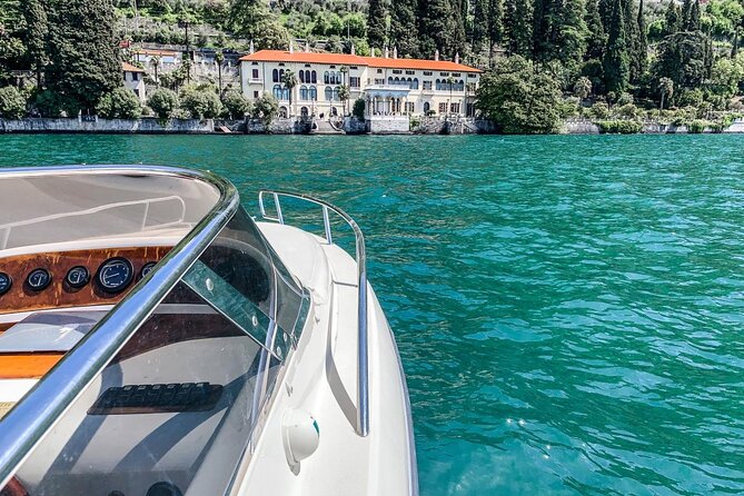 Private guided speedboat cruise on Lake Como from 1H to 4H - Menaggio and Bellagio: the lake’s star towns, sampled fast