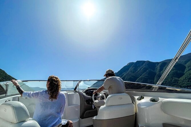 Private Guided Tour by Speedboat on Lake Como from 1H to 4H - Stop 2: Isola Comacina and a swim in safer water