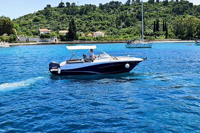 Private Local Guided Speedboat Tour in Dubrovnik Archipelago - The boat setup: snorkeling gear, drinks, and WiFi on board