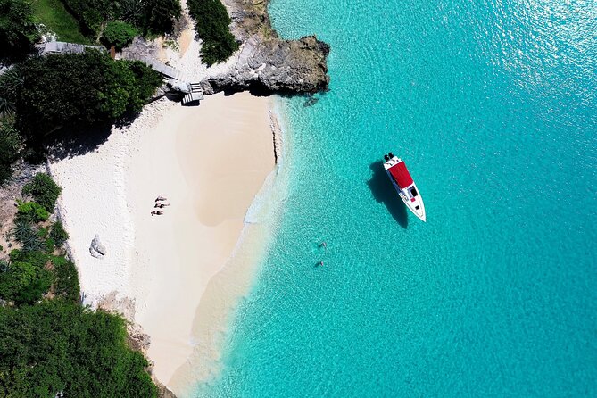 Private Speed Boat Charter to Anguilla - A speedboat day to Anguilla that feels built for beach people