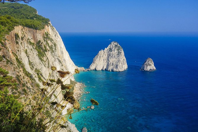 Private Speed Boat Day Cruise In Athens Riviera - Who should book this cruise (and who might not love it)