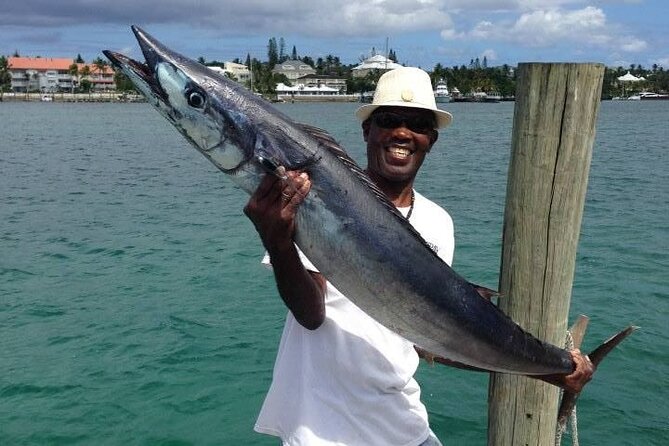 Private Speed Boat for Snorkeling or Fishing in Nassau - 34ft - Meeting at Carnivale Bahamas: how to show up ready for water time
