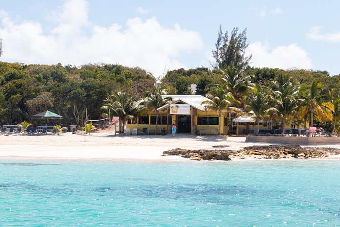 Private Speed Boat for Snorkeling or Fishing in Nassau - 34ft - Value check: paying $880 per group for a Nassau private boat