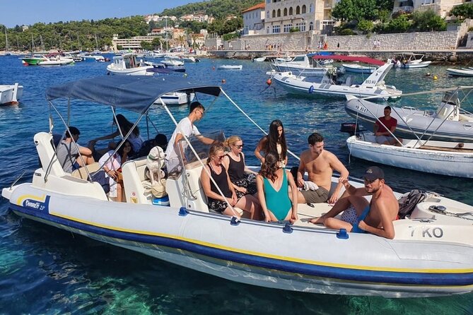 Private Speed Boat Tour of Hvar South Shore & Pakleni islands - Getting to the boat: meeting point and how the day starts