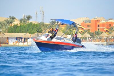 Private Speedboat to Abu Munkar Island and Snorkeling - Hurghada - The 2-hour Abu Munkar beach break: relaxation with a purpose