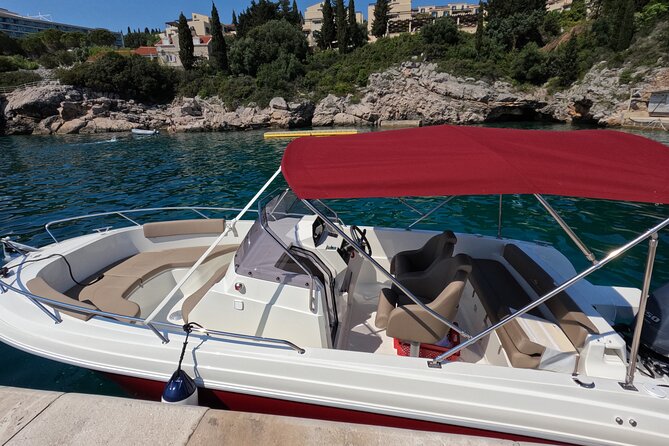 Private Speedboat Tour- Blue cave, sandy beaches and snorkelling - Šipan Island Lunch Break: Island Life Without the Rush