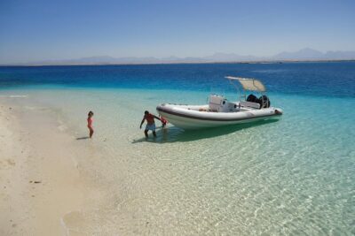 Private Speedboat Tour From Hurghada - The RIB setup: fast boat, shade, and the little comfort wins