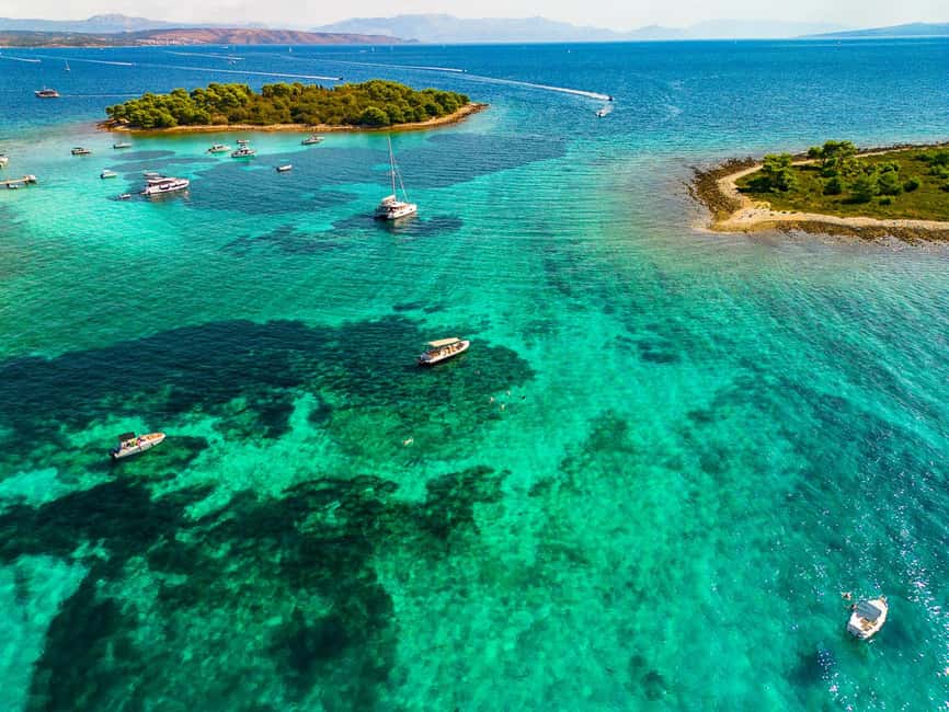 Private Speedboat Tour from Split – Blue Lagoon & Šolta - Maslinica promenade time: the Dalmatian village stop that isn’t rushed