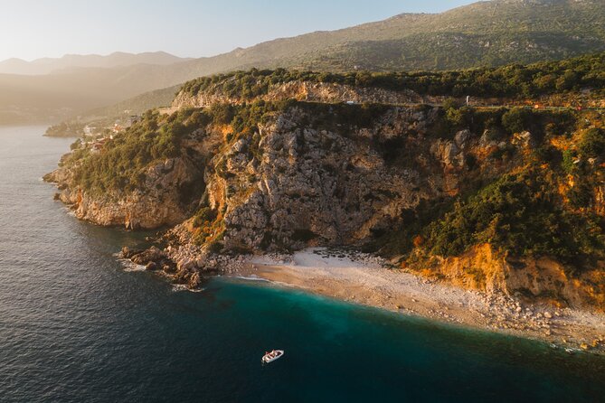 Private Speedboat Tour over Elaphiti Islands and Hidden Caves - Lunch and drinks: how to plan what you eat on this kind of day