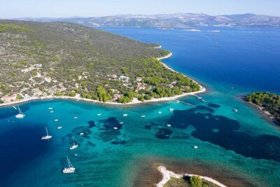 Private speedboat tour to Blue Lagoon and 3 Islands - The 9:00 am Start and the 8-Hour Rhythm on the Water