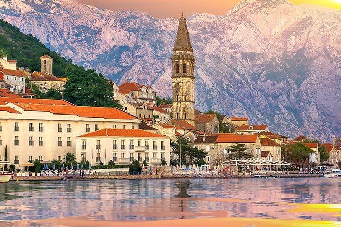 Private Speedboat Tour to Lady of the Rocks and Perast Old Town - Speedboat Value: What This Tour Gives You in 1.5 Hours