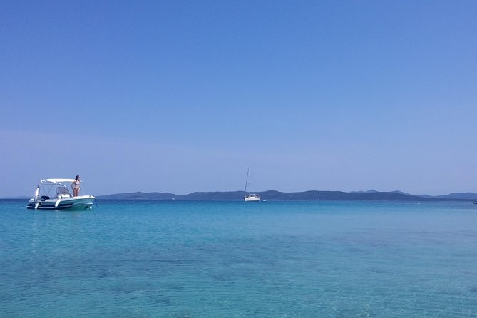 Private Speedboat tour "Zadar Islands - Off the Beaten Path" - The final Ugljan sandy bay: white sand, shallow water, and easy unwind