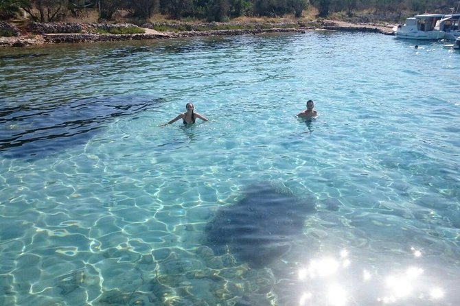 Private Speedboat tour "Zadar Islands - Off the Beaten Path" - Price and the fuel surcharge: where the real value math happens