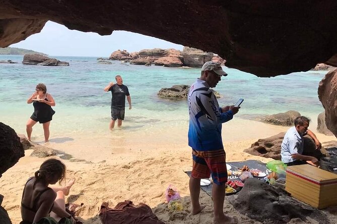 Private SpeedBoat Trip To 3 Islands In PQ With Cable Car (Option) - May Rut Island: optional swim and a finish that doesn’t drag