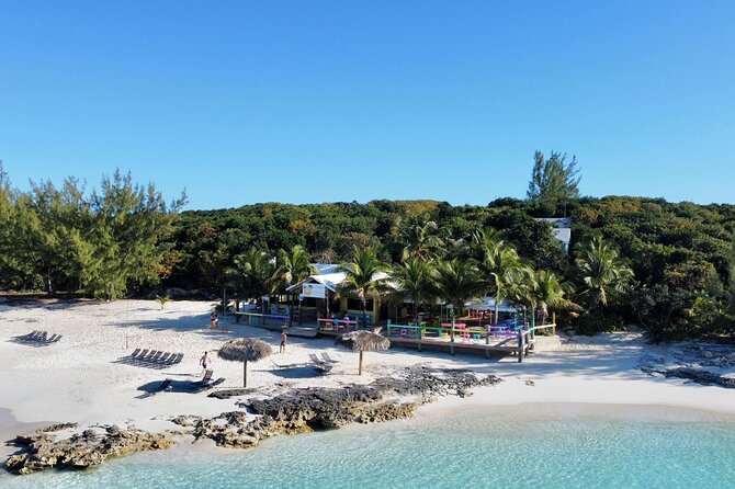 Private Tour 45ft Powerboat to Nearby Islands - Private 45ft Powerboat: What You Actually Get for $3,800