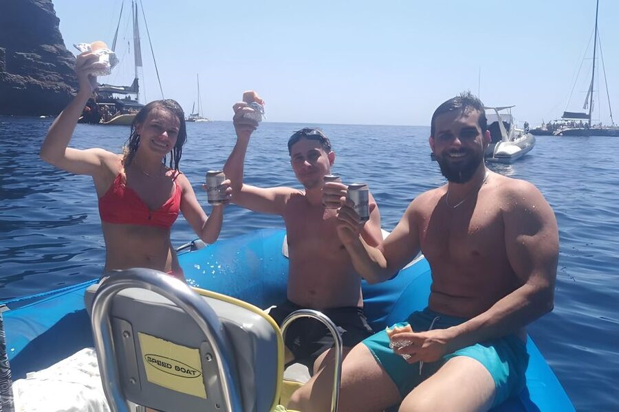 Puerto Colon: Dolphin and Whale Watching Speedboat Tour - What to Bring for a Sun + Sea + Snorkel Day