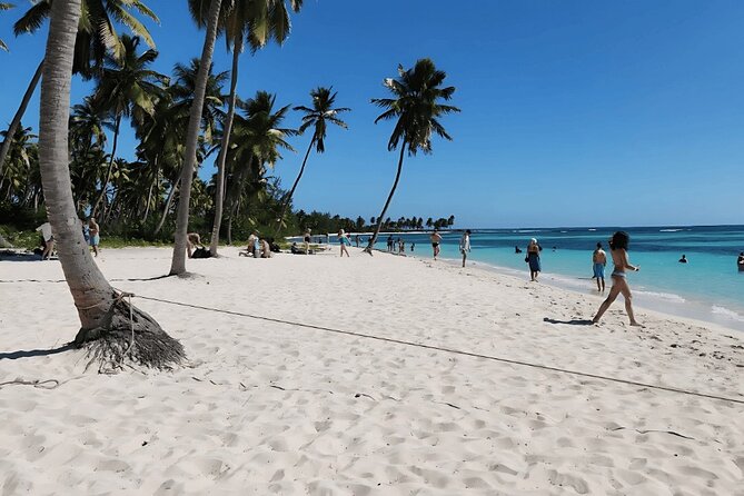Punta Cana Speed Boat to Saona Island with Lunch & Natural Pools - Isla Saona Beach Time: Swimming, Sunbathing, and Shoreline Walks