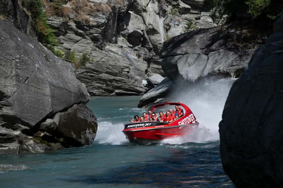 Queenstown: Shotover River Extreme Jet Boat Experience - Your First Steps: Jet Base Setup, Gear, and Rules