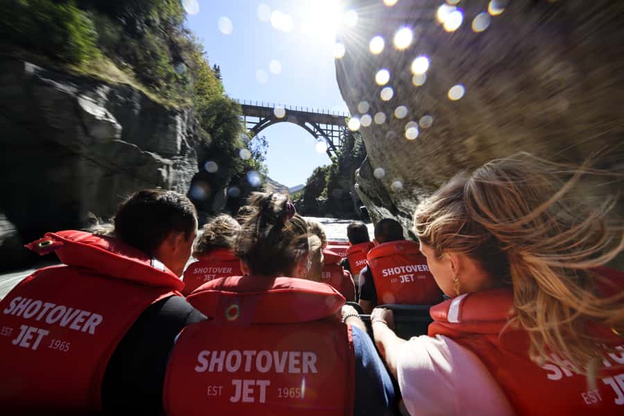 Queenstown: Shotover River Extreme Jet Boat Experience - Staying Warm: What to Wear So You Don’t Regret It