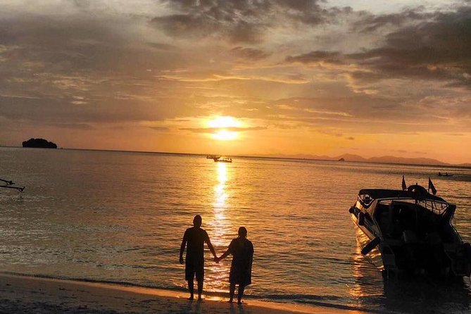 Railay and 4-Island Sunset Speedboat Cruise with Night Snorkel - The afternoon route: limestone cliffs, caves, and three different beach vibes