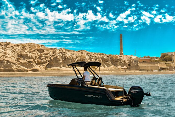 Rent a SpeedBoat in Santorini with License or Skippered - Key things to know before you go