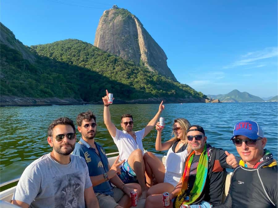 Rio de Janeiro: SpeedBoat Tour - Beach Tour with Beer - Where you start and how the timing works (Urca Pier)