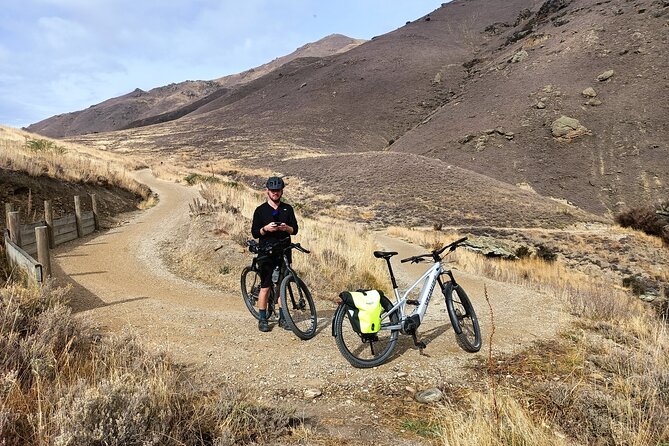 Roxburgh Gorge Bike Hire with Jet Boat & Return Shuttle Included - Stop 1: Clyde to Alexandra (12km) as a smooth connector ride